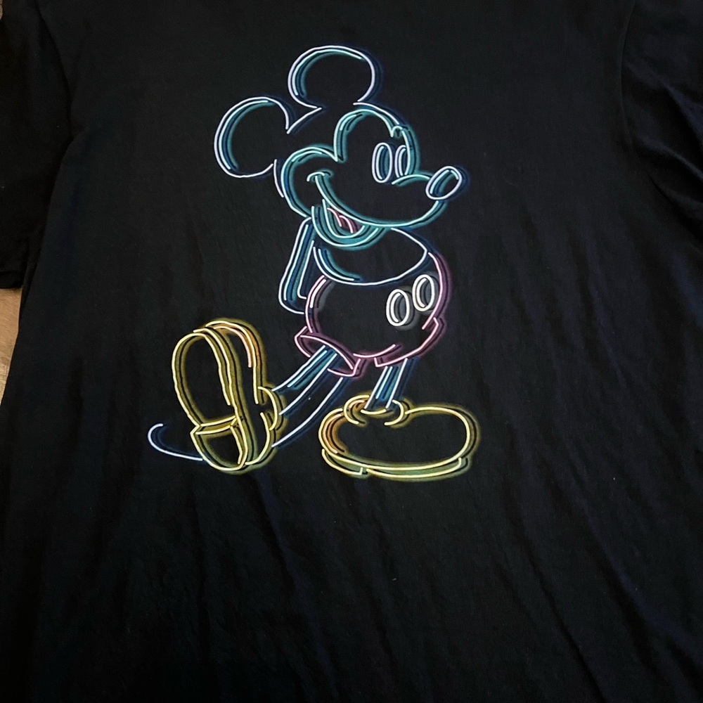 Disney Women’s Graphic T-Shirts - Multi-Color - Bundle of 4 - Picture 13 of 16